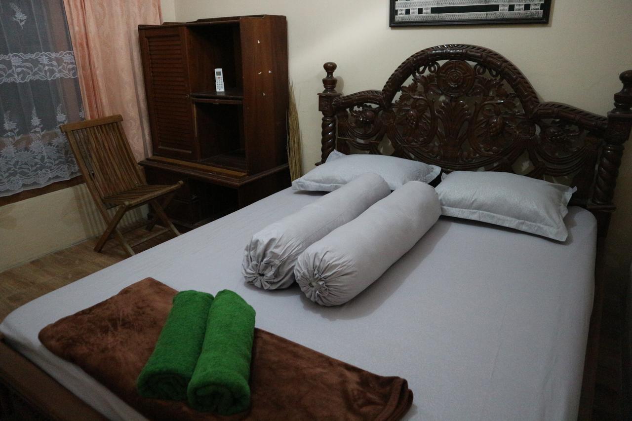 Kembar Guesthouse ジョグジャカルタ エクステリア 写真