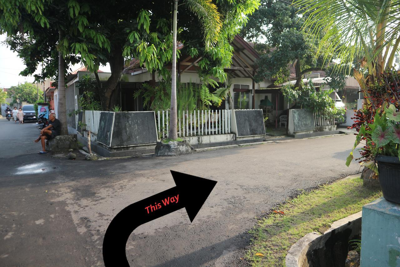 Kembar Guesthouse ジョグジャカルタ エクステリア 写真